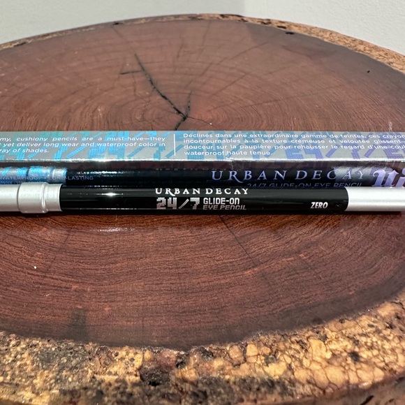 Urban Decay Black Zero Eyeliner Smooth Waterproof NWB - Picture 1 of 5